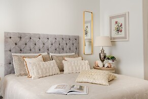 The Fresco Tale a Charming 3 Bedrooms Apartment