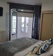 NEW JJ HOSTEL