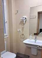 NEW JJ HOSTEL