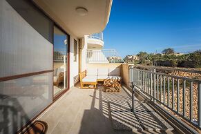 Qala Skyview Penthouse Pool Sunsets BBQ Area