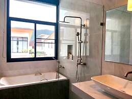 Goldena Residence Pool Villas