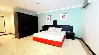 PLUM Prestige Hotel Juanda