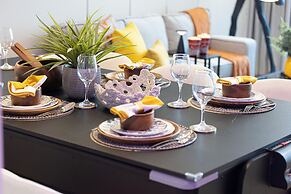 DVH Luxe Retreat 4BR Burj View Apartment