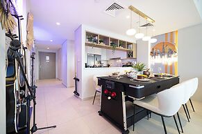 DVH Luxe Retreat 4BR Burj View Apartment