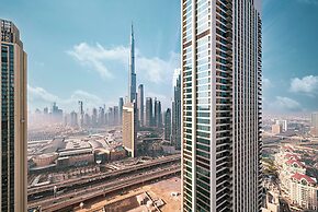 DVH Luxe Retreat 4BR Burj View Apartment