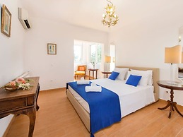 Villa Dora Villa Dora