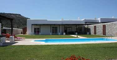 Villa Olympos Close to Anthony Quinn Bay