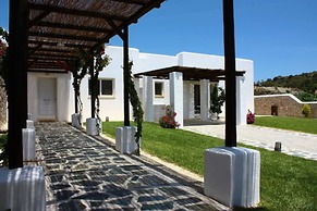 Villa Olympos Close to Anthony Quinn Bay
