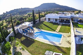 Villa Olympos Close to Anthony Quinn Bay
