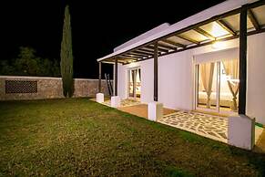 Villa Olympos Close to Anthony Quinn Bay