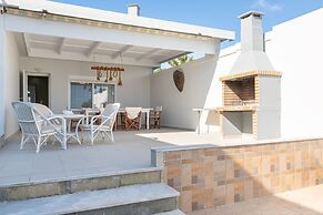 The Cottage South Escape With Beach Front Pool
