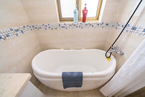 Tyms Gubei Elegant 3BR 2BA APT