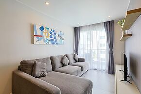 Pool View 1 Bed Apt T2-520