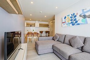Pool View 1 Bed Apt T2-520