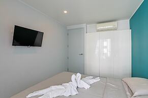 Pool View 1 Bed Apt T2-520