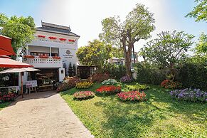 Rachamankha Flora House Chiang Mai