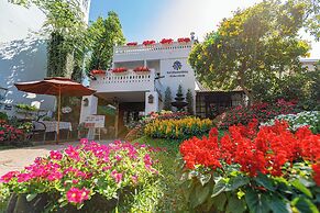Rachamankha Flora House Chiang Mai