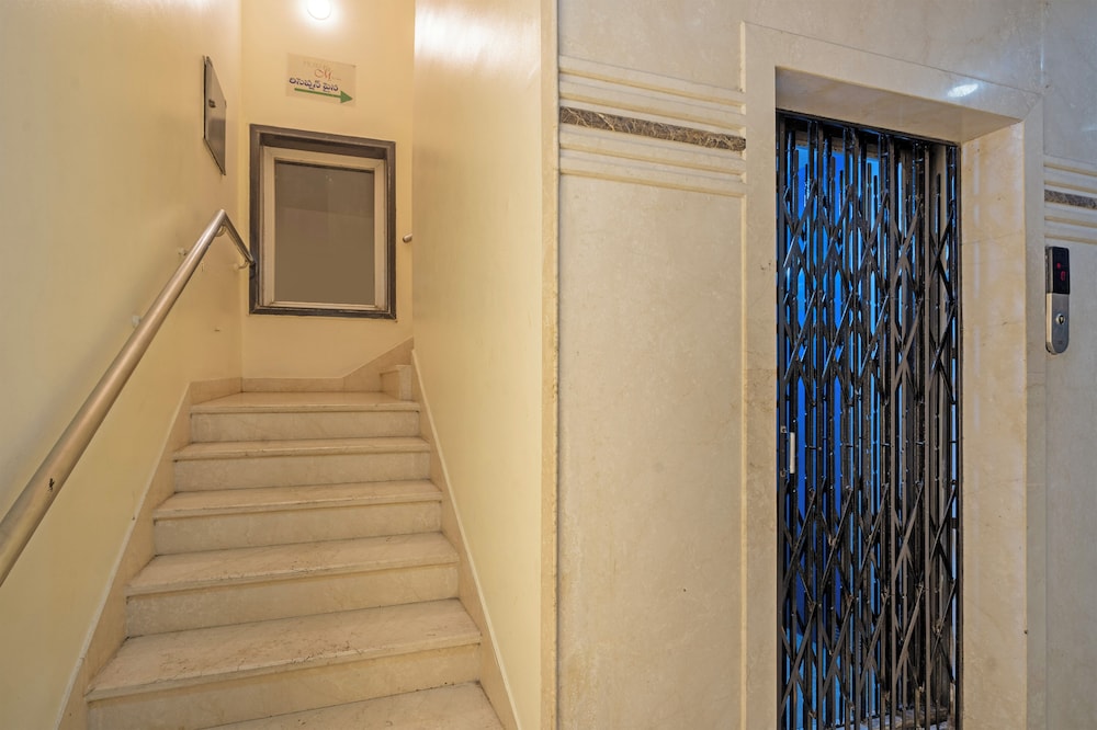 Itsy Hotels M