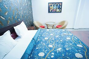 Roomshala J S Garden