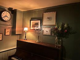 The Eight Bells Inn
