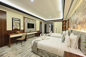 Pavilion Palace Hotel