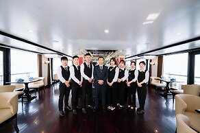 Dragon Premium Cruise