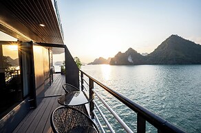 Dragon Premium Cruise