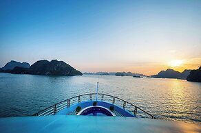 Dragon Premium Cruise