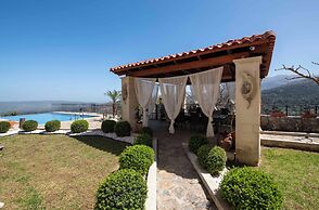 Geroulios Kastro Villas