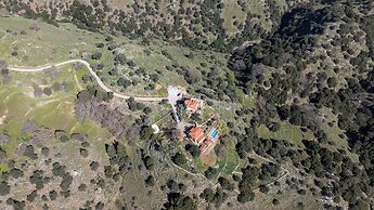 Geroulios Kastro Villas
