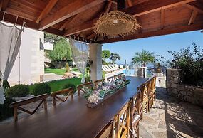 Geroulios Kastro Villas