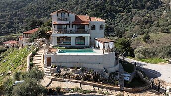 Geroulios Kastro Villas