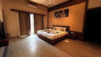 Gold Lion Resort