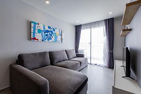 Pool View 1 Bed Apt T2-720