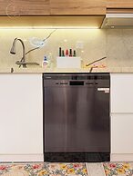 Armin Homes Corner 3 BRs with bathtub