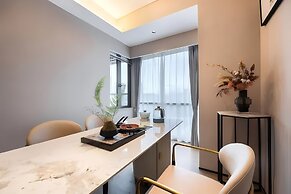 ShenZhen Platinum Collection Service Apt