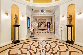 Taj Hotel 305