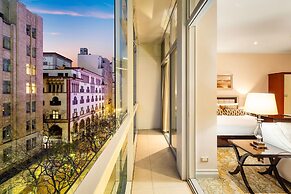 Taj Hotel 305
