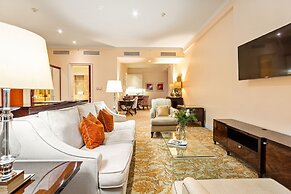 Taj Hotel 305