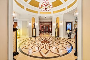 Taj Hotel 305