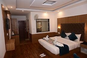 Mystic  Manali