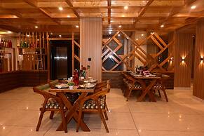 Mystic  Manali