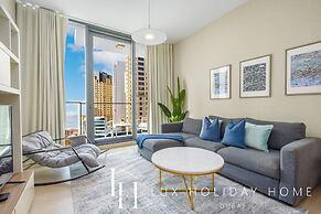 LUX LIV Contemporary Marina Suite 2