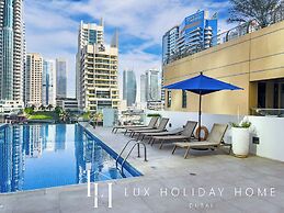 LUX LIV Contemporary Marina Suite 2