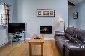 The Granary - 2 Bedroom Cottage - Penally