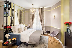 Merveil Luxury Suite - Tour Eiffel Laos