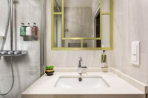 Merveil Luxury Suite - Tour Eiffel Laos