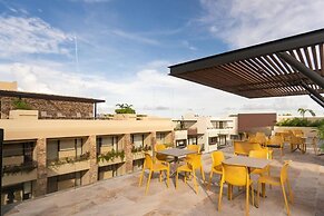 Syrena Living Condos