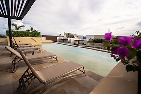 Syrena Living Condos