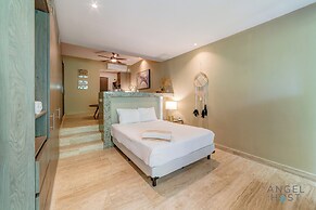 Syrena Living Condos